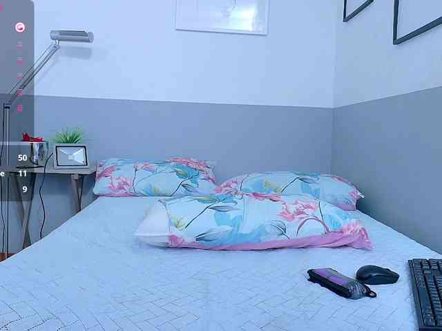 horny18girl horny18girl