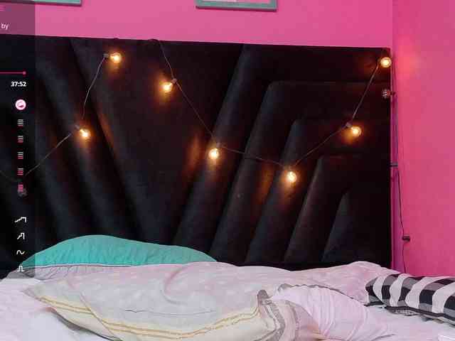 horny18girl webcam