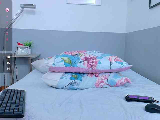 horny18girl horny18girl