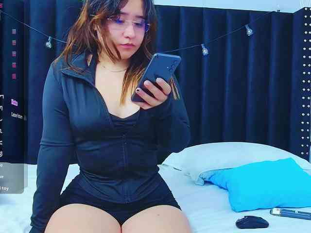 horny18girl webcam