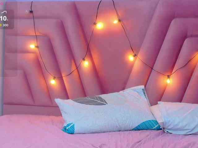 horny18girl horny18girl