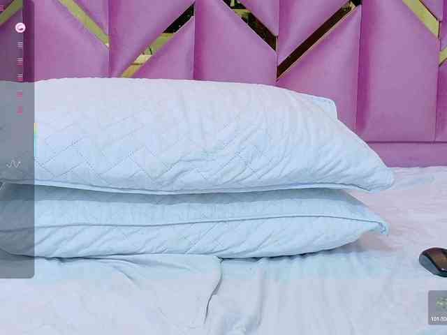 horny18girl webcam