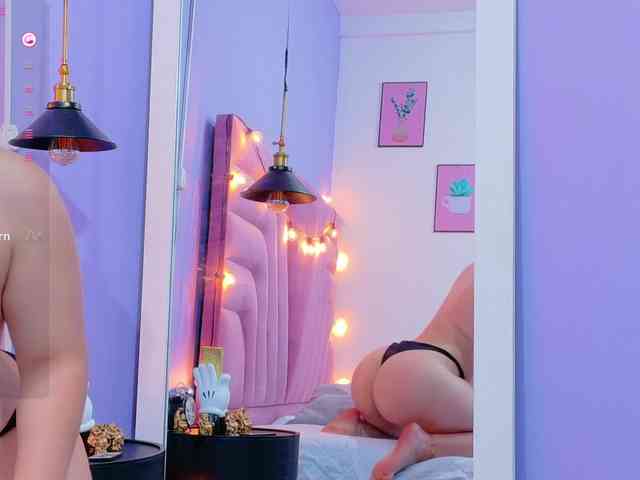 horny18girl webcam