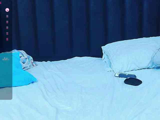 horny18girl webcam