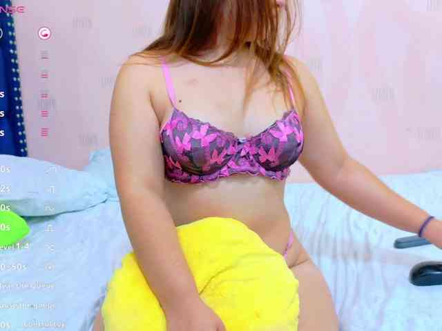 horny18girl webcam