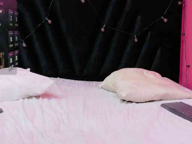 horny18girl webcam