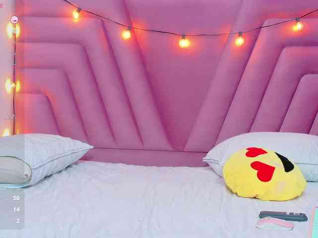 horny18girl webcam