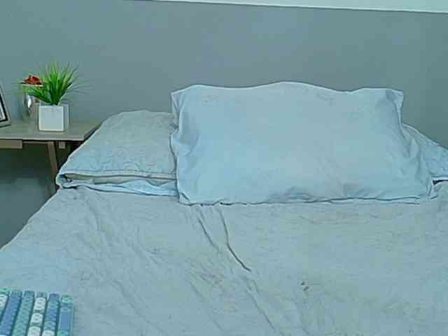 horny18girl webcam