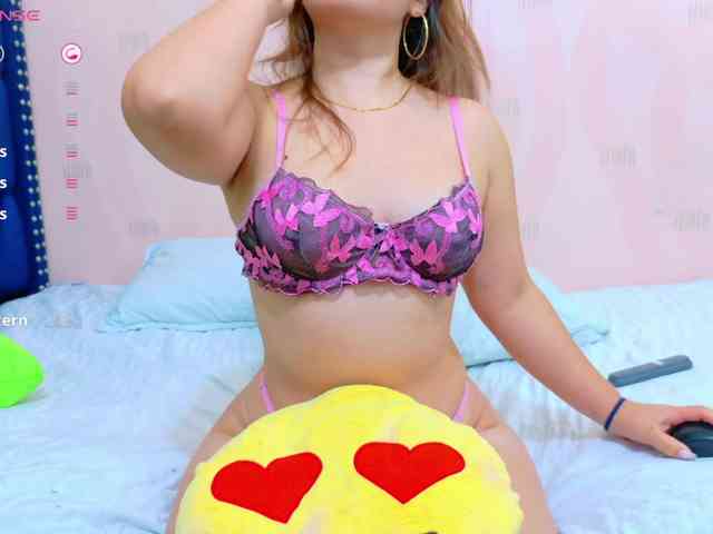 horny18girl webcam