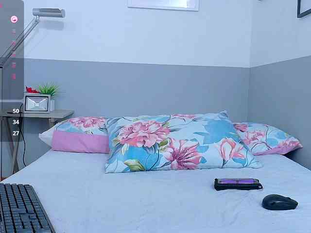 horny18girl horny18girl