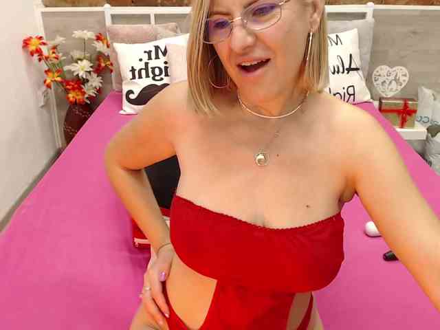 AmyAmandaX webcam