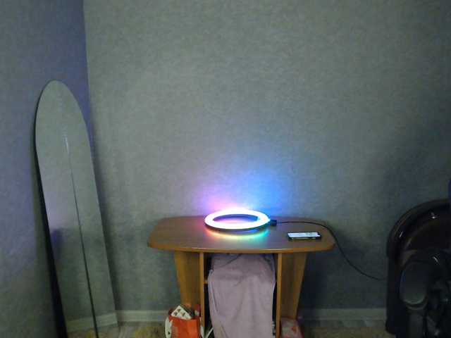  LindaElosiMilf chat room