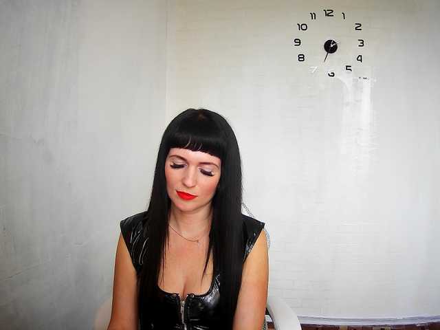  LindaElosiMilf chat room