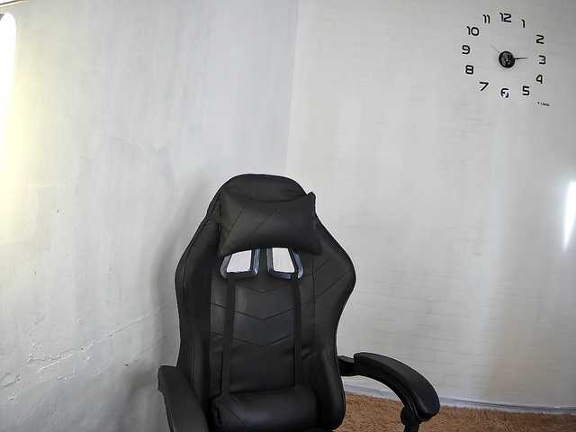  LindaElosiMilf chat room