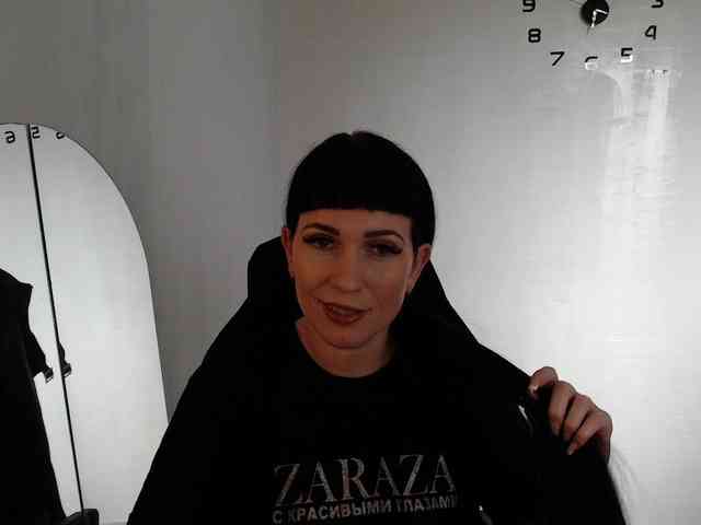 LindaElosiMilf webcam