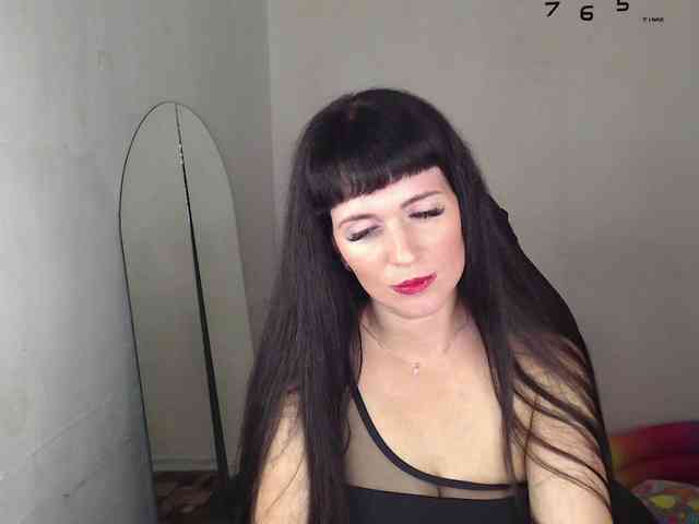 LindaElosiMilf webcam