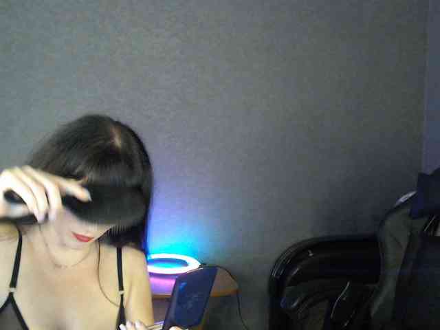LindaElosiMilf webcam