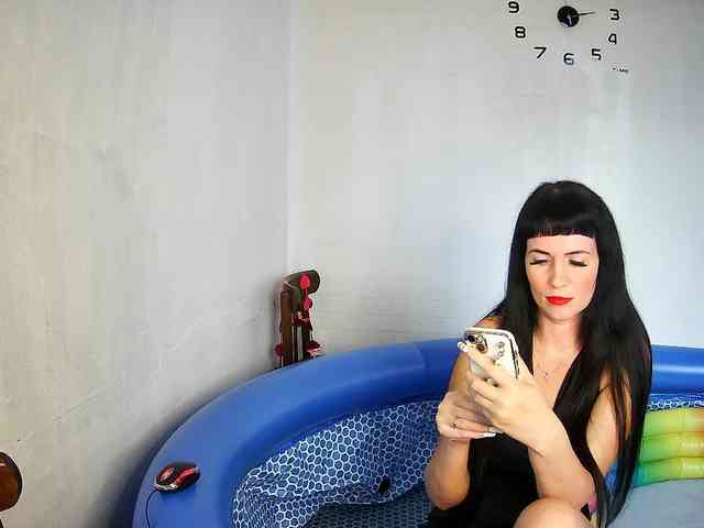 LindaElosiMilf webcam