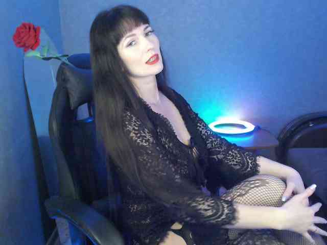LindaElosiMilf webcam