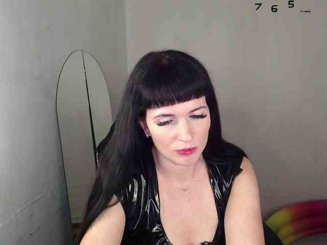 LindaElosiMilf webcam