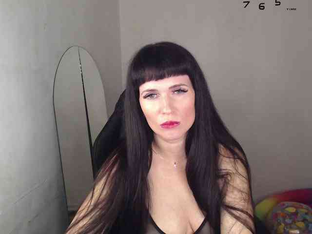 LindaElosiMilf webcam