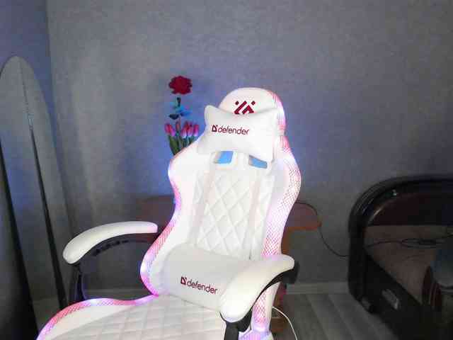 LindaElosiMilf webcam