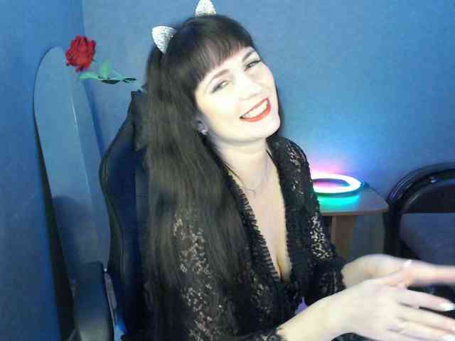 LindaElosiMilf webcam