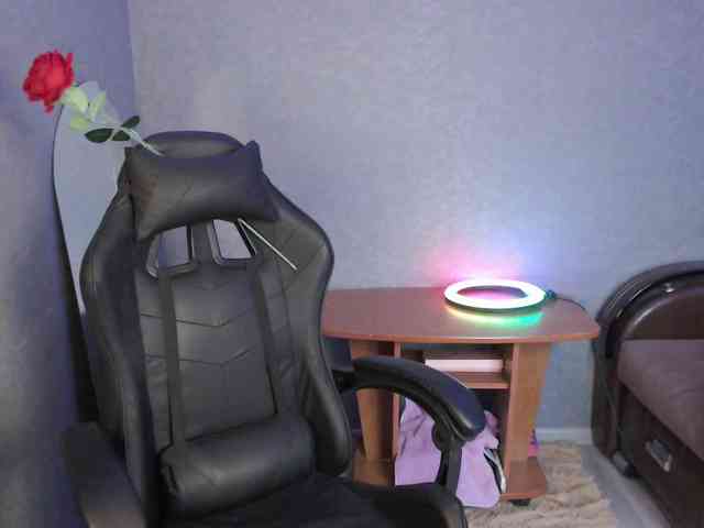 LindaElosiMilf webcam