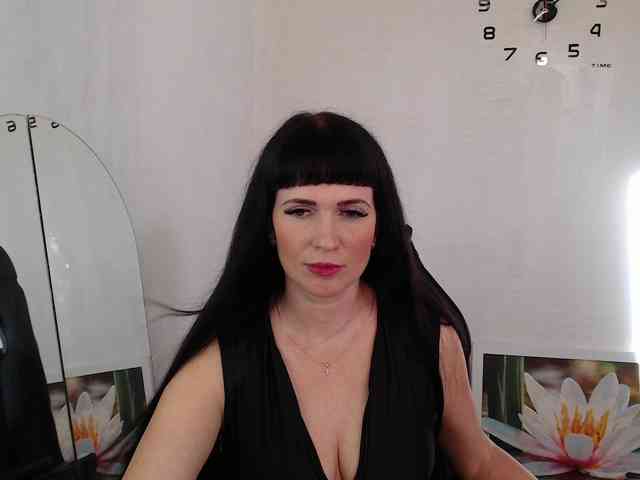 LindaElosiMilf webcam