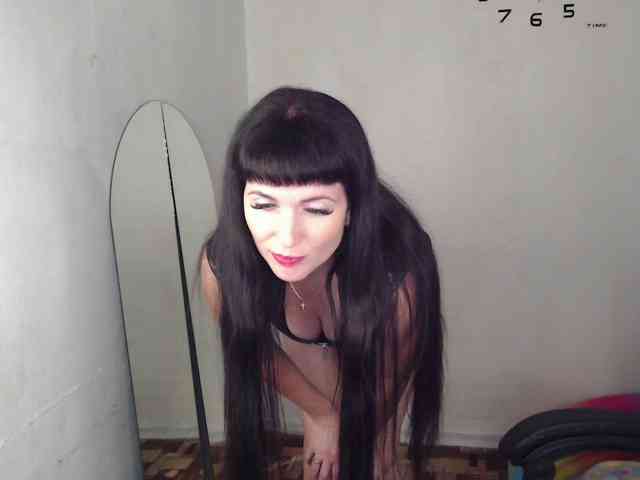 LindaElosiMilf webcam