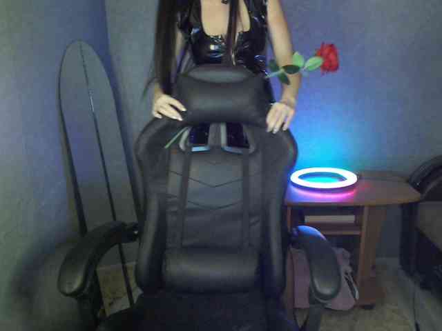 LindaElosiMilf webcam