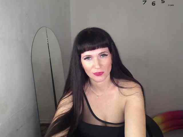 LindaElosiMilf webcam