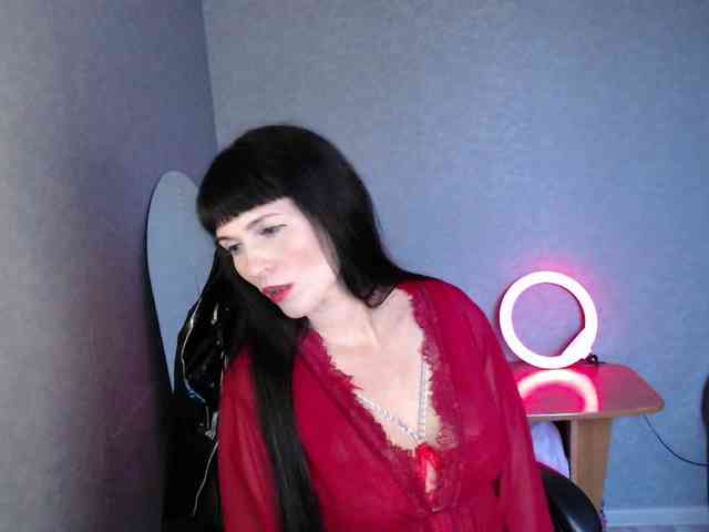 LindaElosiMilf webcam