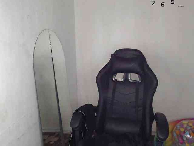 LindaElosiMilf webcam