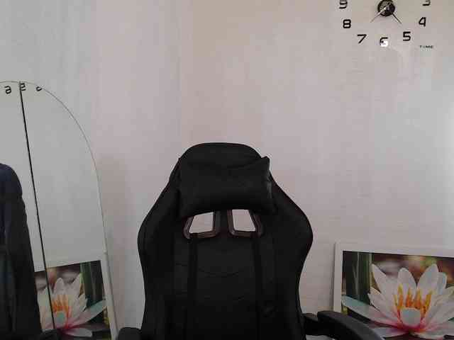 LindaElosiMilf webcam
