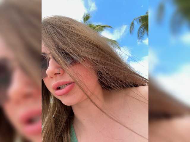 -LeiaProseccina- from BongaCams is Freechat
