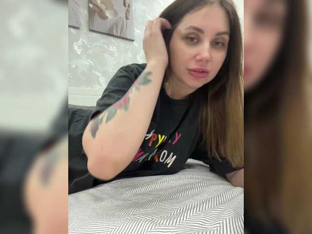 -LeiaProseccina-'s BongaCams show and profile