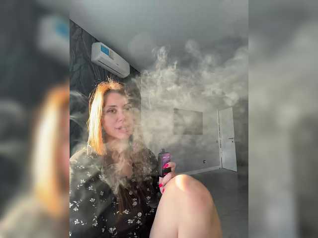 -LeiaProseccina-'s BongaCams show and profile