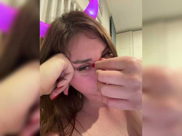 -LeiaProseccina- from BongaCams is Freechat