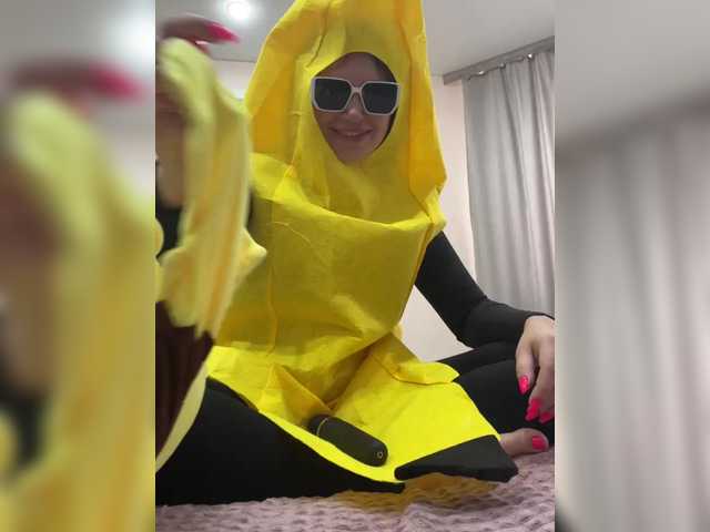 -LeiaProseccina-'s BongaCams show and profile