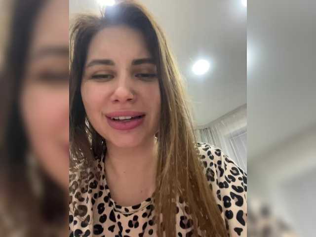 -LeiaProseccina-'s BongaCams show and profile