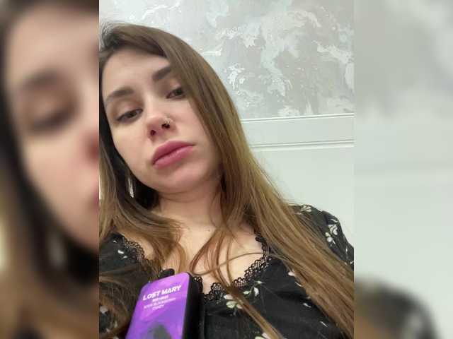 -LeiaProseccina-'s BongaCams show and profile