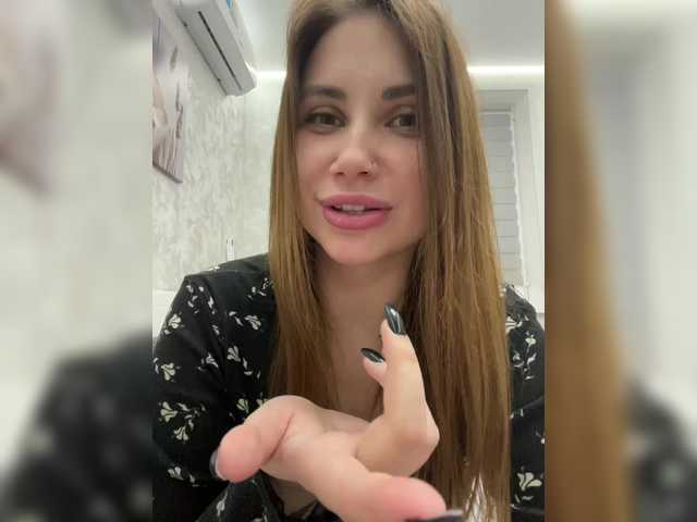 -LeiaProseccina-'s BongaCams show and profile