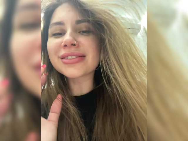 -LeiaProseccina-'s BongaCams profile