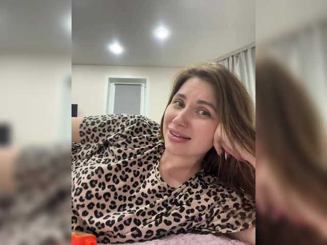 -LeiaProseccina- — 25   . 38  = 10   