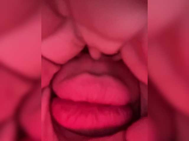 -LeiaProseccina-'s BongaCams show and profile