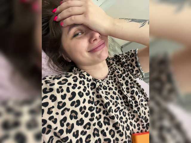 -LeiaProseccina-'s BongaCams show and profile