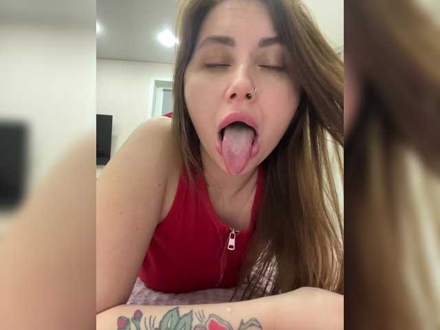 -LeiaProseccina-'s BongaCams show and profile