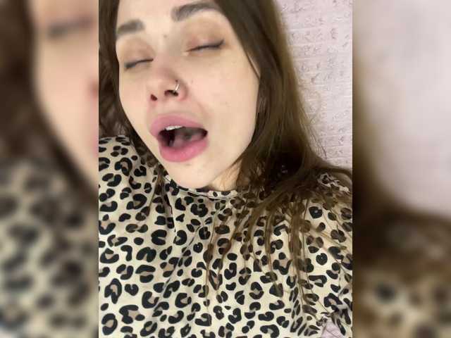 -LeiaProseccina- — 25   . 38  = 10   