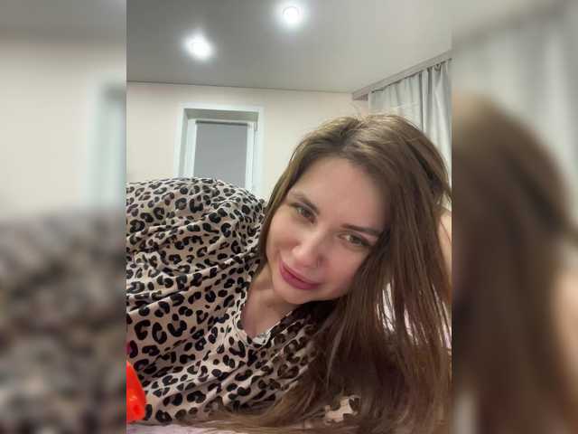 BongaCams -LeiaProseccina- is Freechat -LeiaProseccina- — 25 . 38 = 10